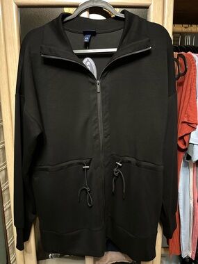 Women’s Scoop Black Lightweight Zip Jacket with Drawstring Pockets